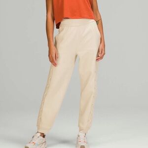 Lululemon White Opal Braided Detail High Rise Jogger Size 4